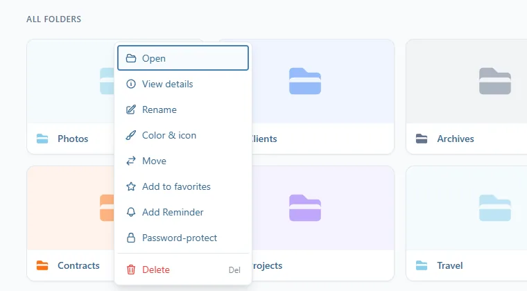 Le menu du clic droit sur un dossier : Open, View details, Rename, Color & icon, Move, Add to favorites, Add Reminder, Password-protect et Delete