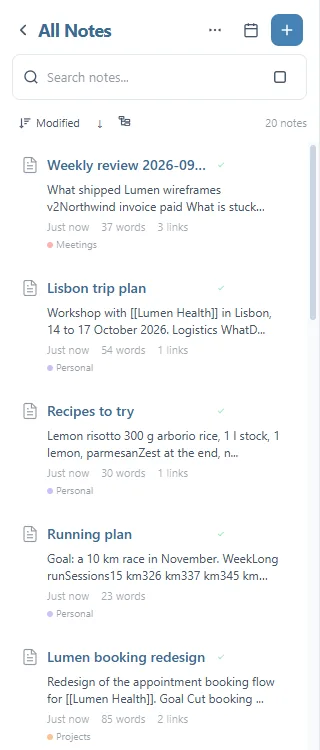 La liste de All Notes triée par Modified, 20 notes : Weekly review, Lisbon trip plan, Recipes to try, Running plan, Lumen booking redesign, chacune avec un extrait, le nombre de mots et de liens, et le carnet