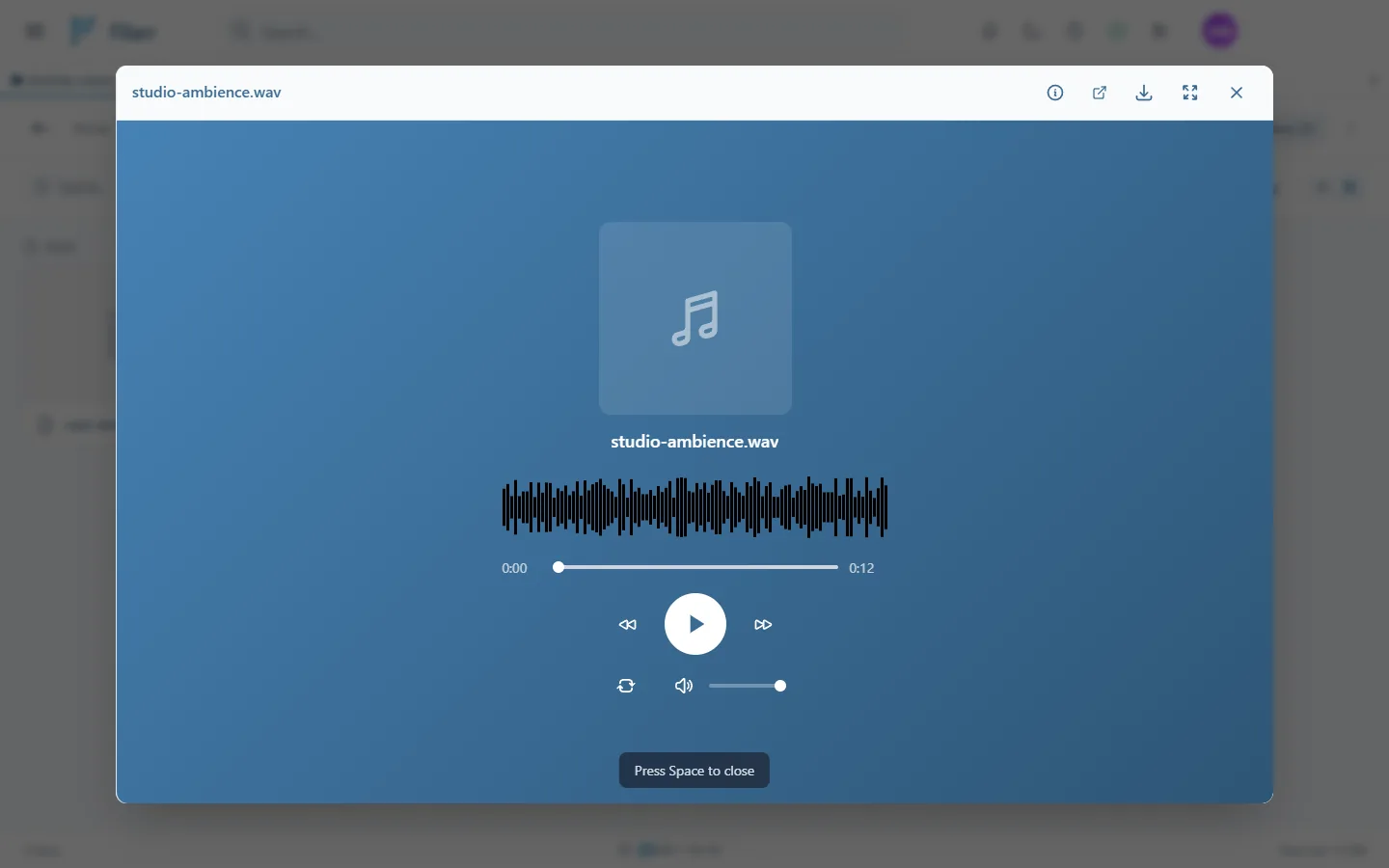 Un fichier audio dans le lecteur de Filarr : l'onde sonore, la barre de progression et les boutons lecture, saut, répétition et volume