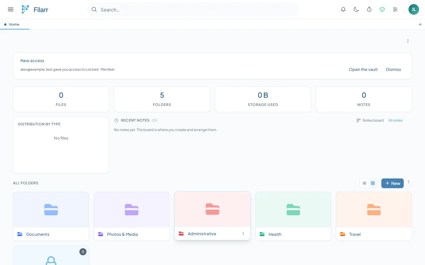 The home screen of the web app after unlocking: a New access banner, the figures, the recent notes and the folder grid of the account